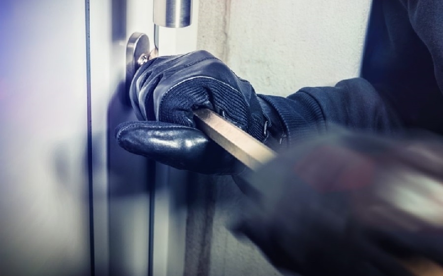 La brutalità della polizia in risposta ai saccheggi a Filadelfia scuote il mondo! I furti devono finire