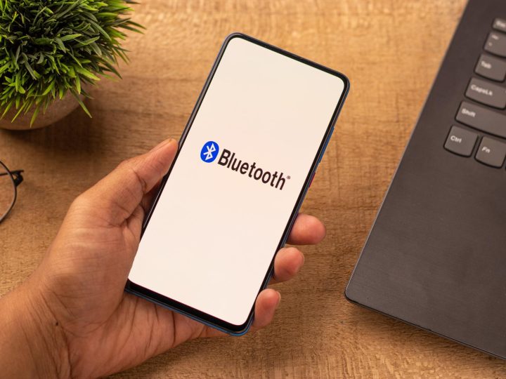 Bluetooth sotto attacco: La vulnerabilità Bluffs mette a rischio iPhone e molti altri dispositivi
