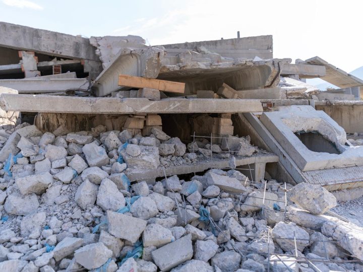 Catastrofe in Cina: terremoto devastante lascia morti e feriti