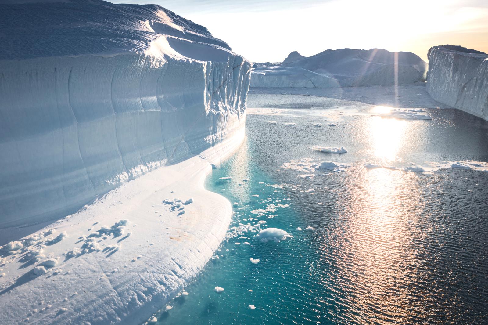 Incredibile scomparsa in Groenlandia: 30 milioni di tonnellate di ghiaccio evaporate ogni ora!