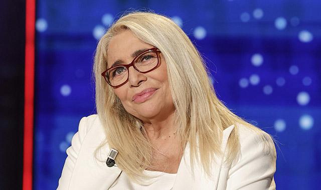 Cosa ha spinto Mara Venier a prendere questa drastica decisione a 73 anni? La verità svelata!