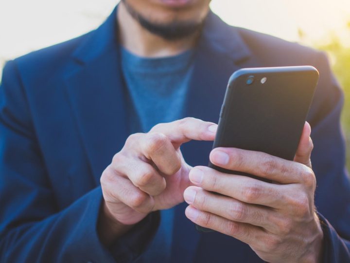 Scopri la nuova tassa Apple che sta facendo infuriare gli sviluppatori UE: non crederai al costo!