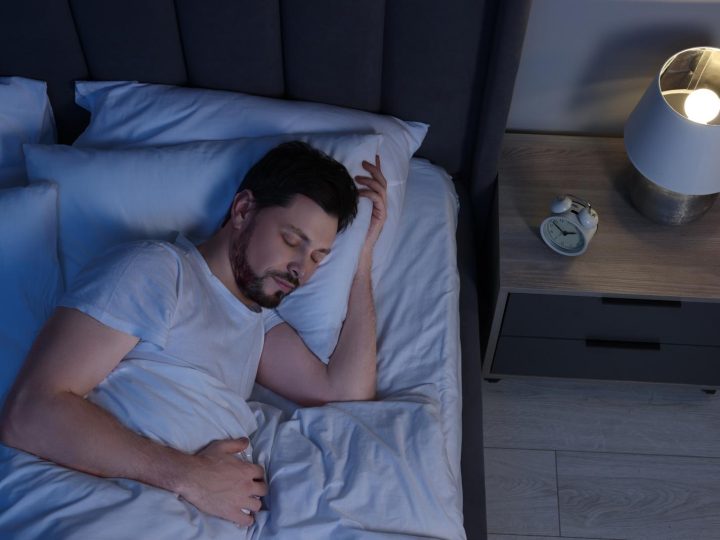 Sognare di tradire: quando la realtà si mescola con l’immaginazione