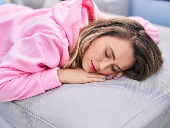 Sognare di vomitare: un’allucinante esperienza onirica che rivela segreti nascosti nella mente umana