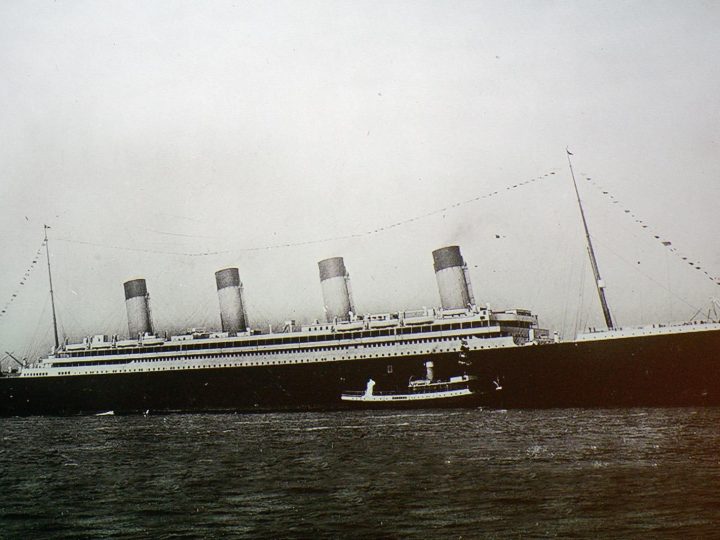 Esclusivo: la zattera del Titanic all’asta! Scopri chi ha speso una fortuna per il più controverso relitto!